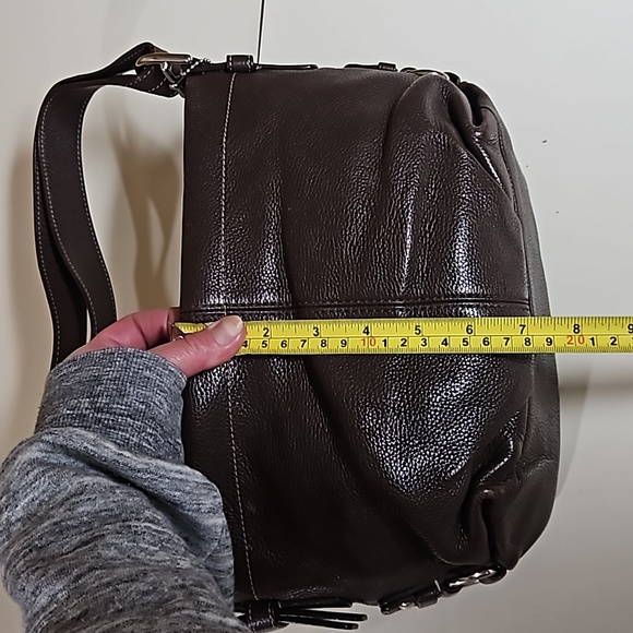 Coach Vintage Leather Shoulder Bag - Picture 14 of 17